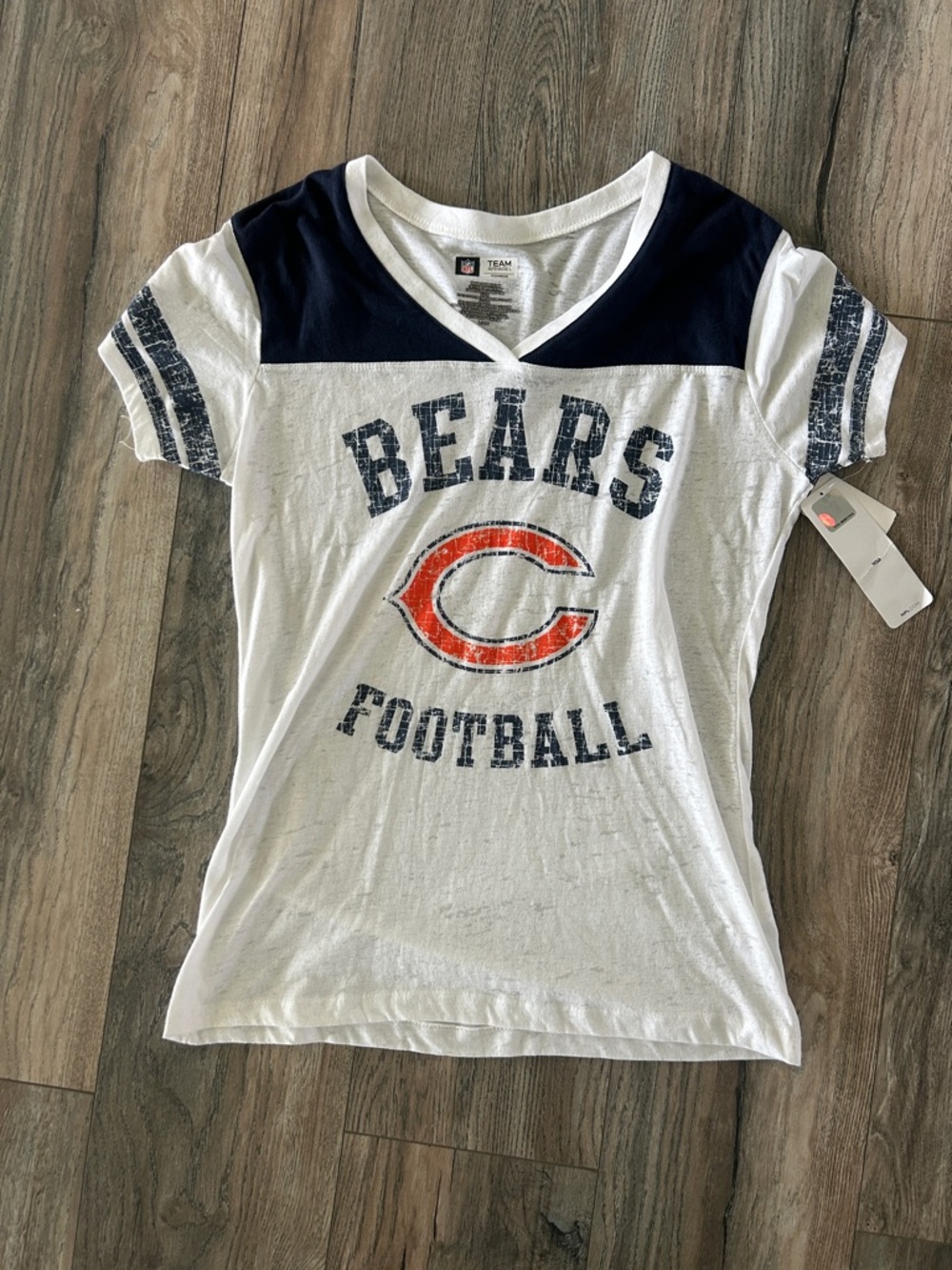 New NFL Chicago Bears Football Tee - White, Navy & Orange nwt